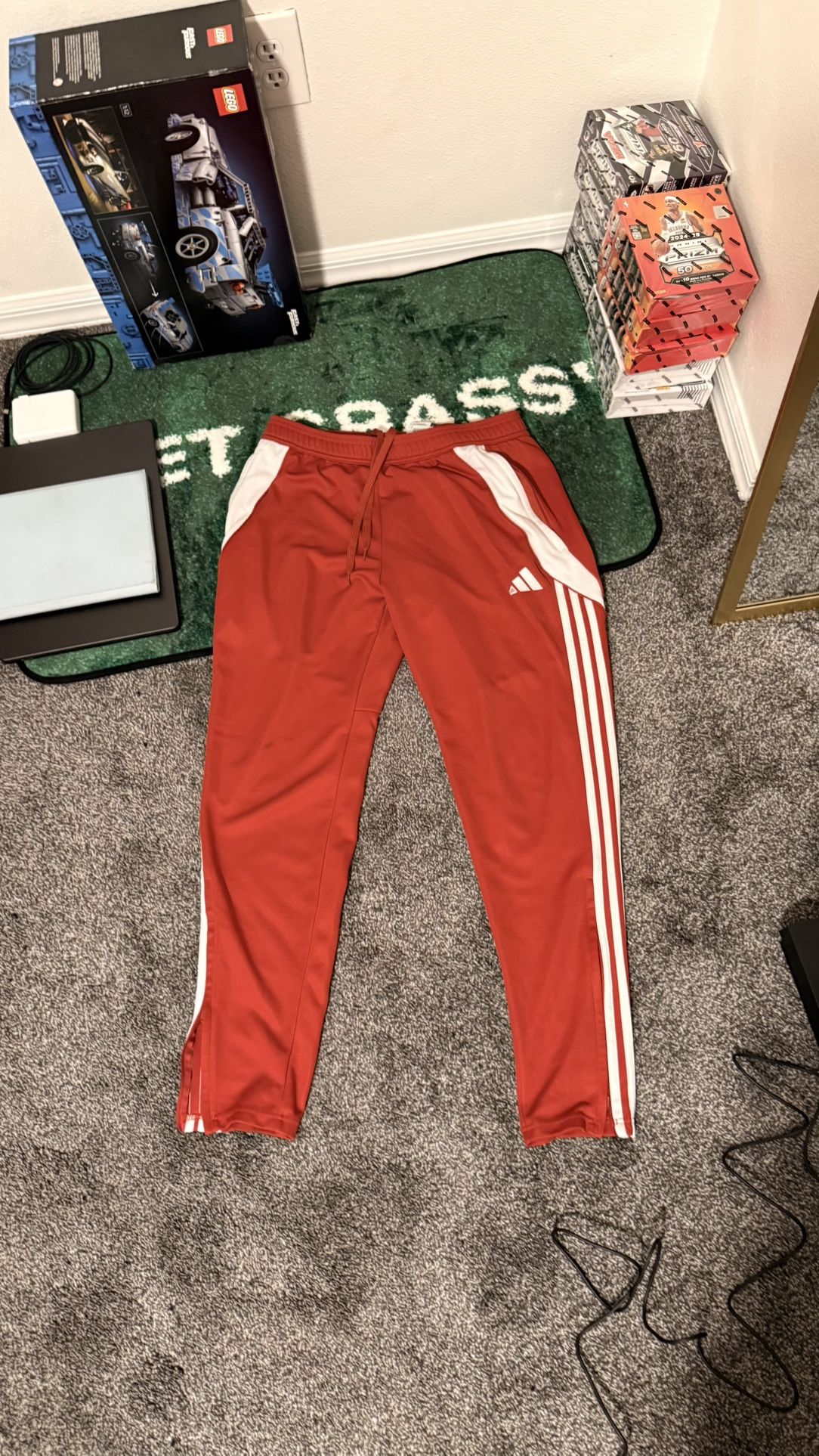 Adidas Men’s Collection Size L