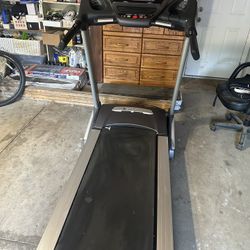 Treadmill 