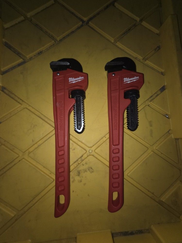 Milwaukee Pipe Wrench 