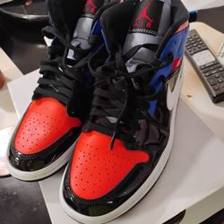 Wmns Air Jordan 1 Mid SE