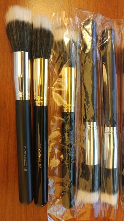 ALL 5 MAC 187 brushes for $30