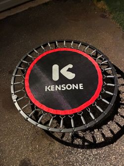 Foldable fitness trampoline