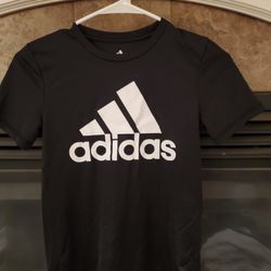 Adidas Boys Tee Size xs 7