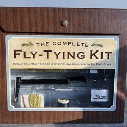 New Becker&Mayer! The Complete Fly-Tying Kit NOS with Book