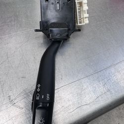 Headlight And Turn Signal Switch