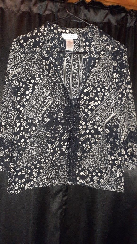 Studio 1 Womans Petite Blouse