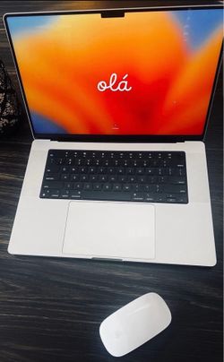 2021 Macbook Pro 16 inches plus mouse