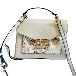 NEW GUESS Purse Floral Flower Bag Satchel NWT White Multi Fort Smith FG820519