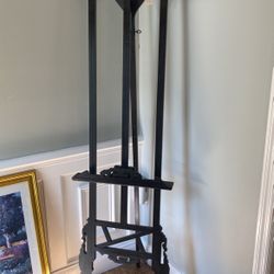 1880 Eastlake Easel