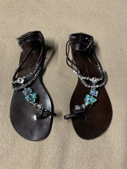 Giuseppe Zanotti Leather Crystal Embellishments  T Strap Sandals 