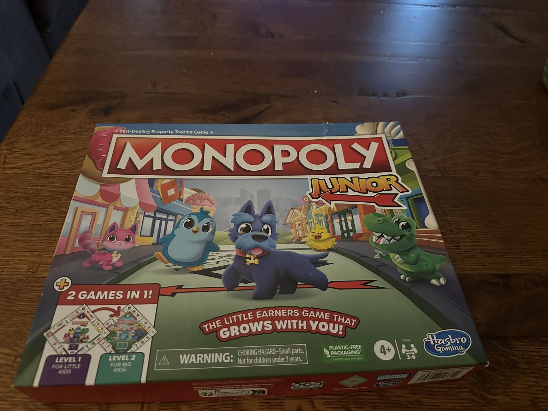 Monopoly Junior - all pieces included