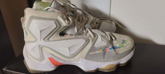 Lebron james nike sz 11
