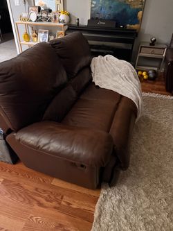 Leather 3 + 1 seater with a Modern Recliner sofa