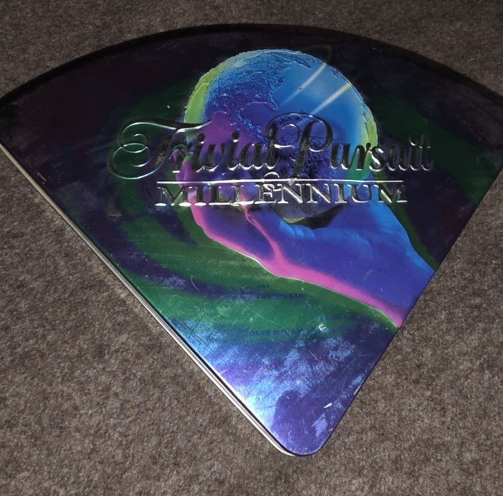 Trivial Pursuit Millennium Edition: Trivia Game in Tin