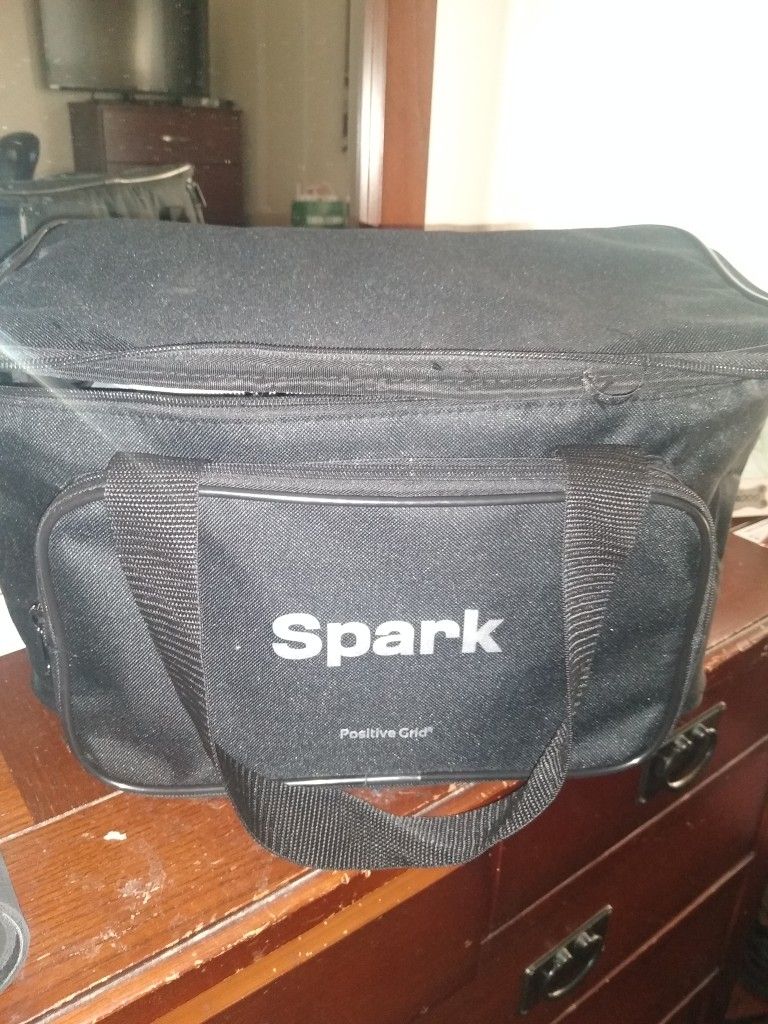 Spark Guitar Amp With Bag