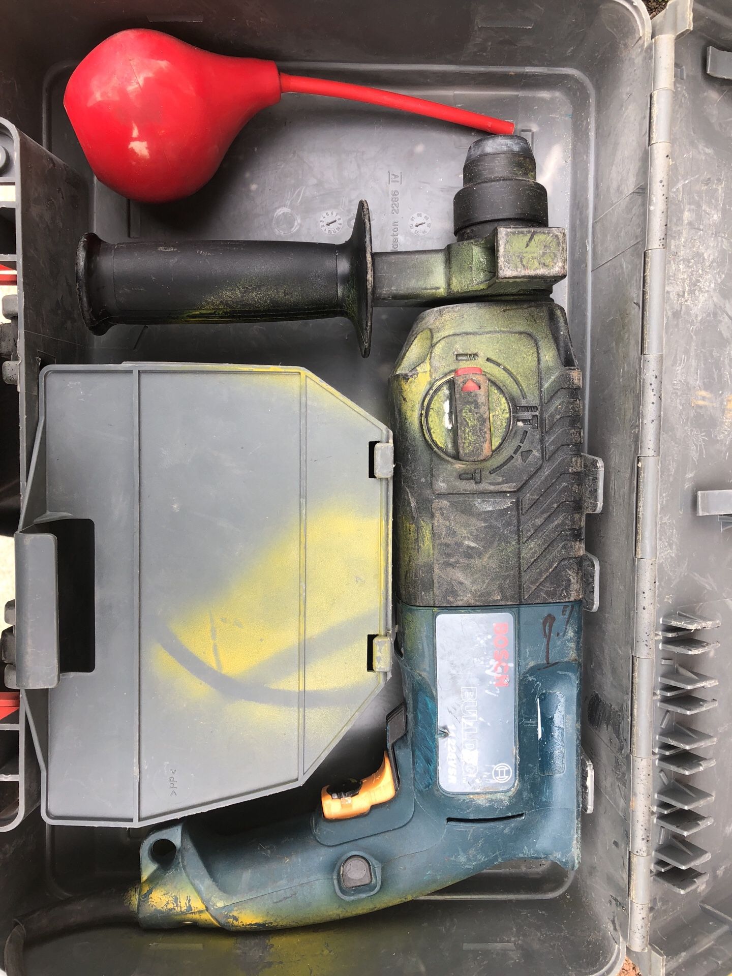 Bosch Bulldog 11228 VSR Rotary Drill