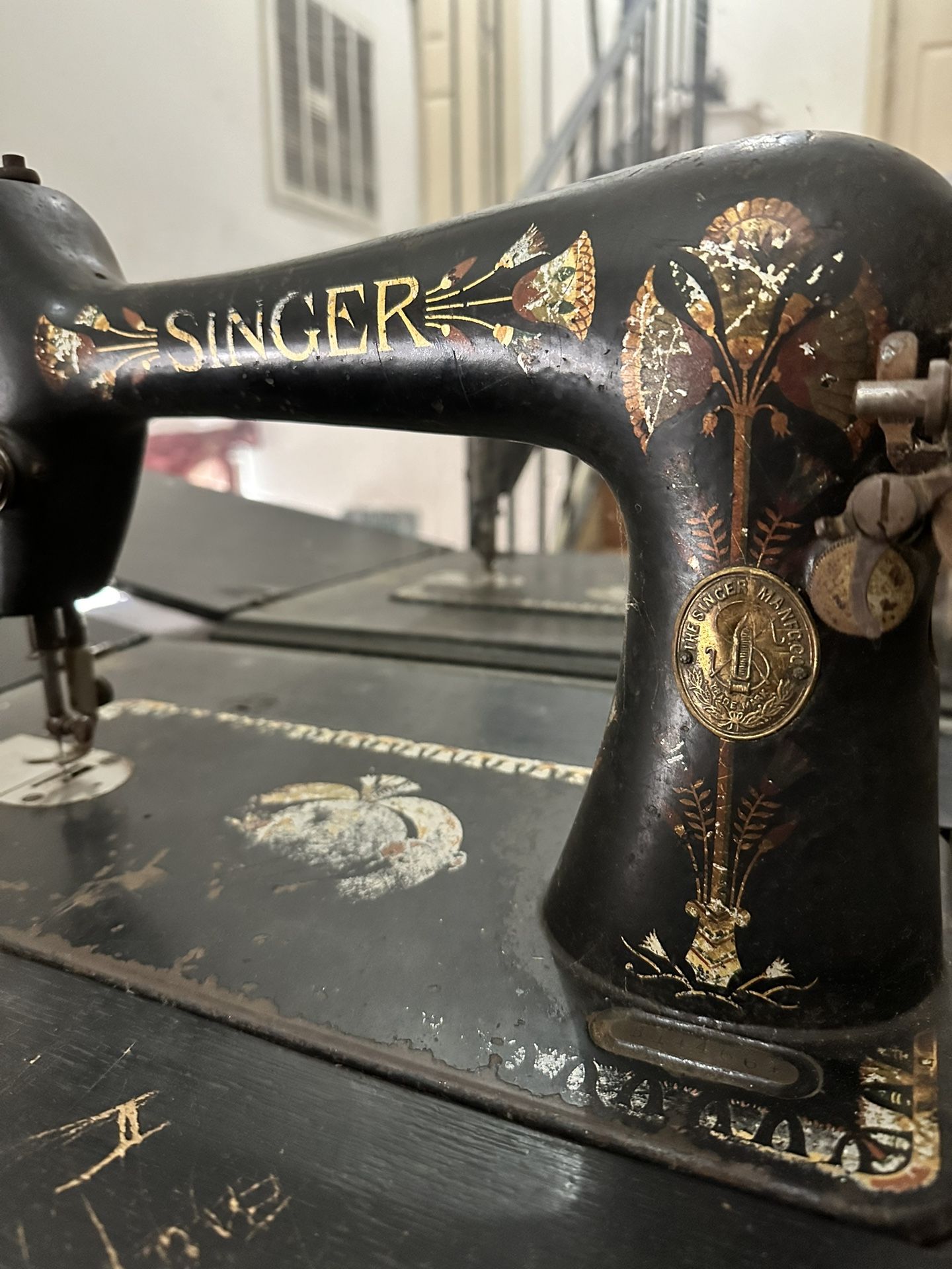 Old  Singer Sewing Machine 