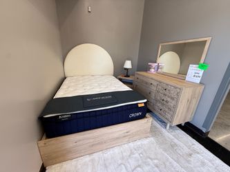 4 PC FULL BEDROOM SET CLEARANCE