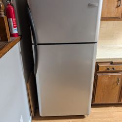 Refrigerator Frigidaire 