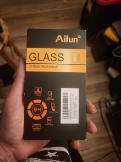 Ailing glass screen protector