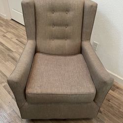 Almost New 360 Swivel Rocker Recliner Sofa with Excellent Condition 