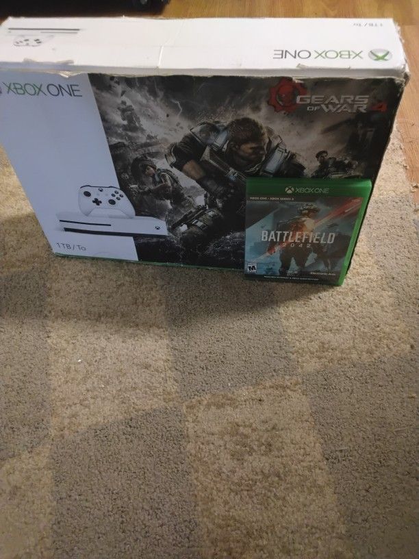 Brand New Xbox One Come Wit Game Battle Feild