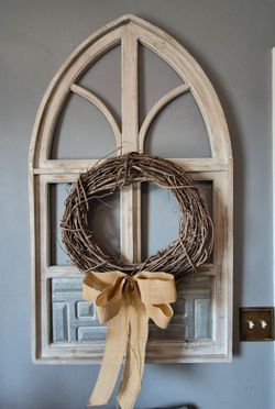 Rustic white arched window frame !  Reduced to $40