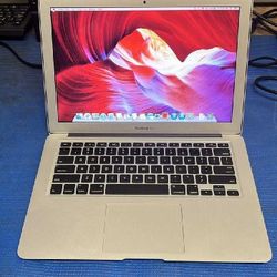 
MacBook Air - i5-8-ssd 