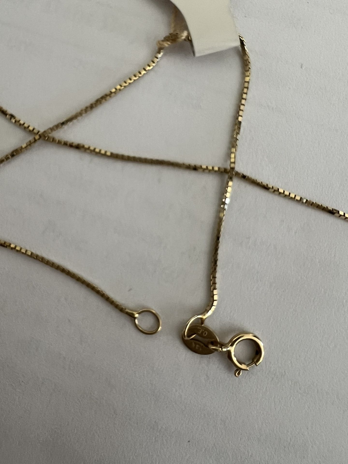 14k YG Box Chain 22 Inch
