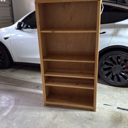 Bookshelf UTC Area $10 