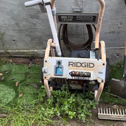 Rigid Powerwasher 3000 Psi