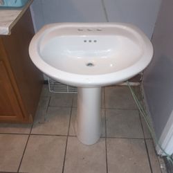 Porcelain Wide Bowl Bathroom Sink