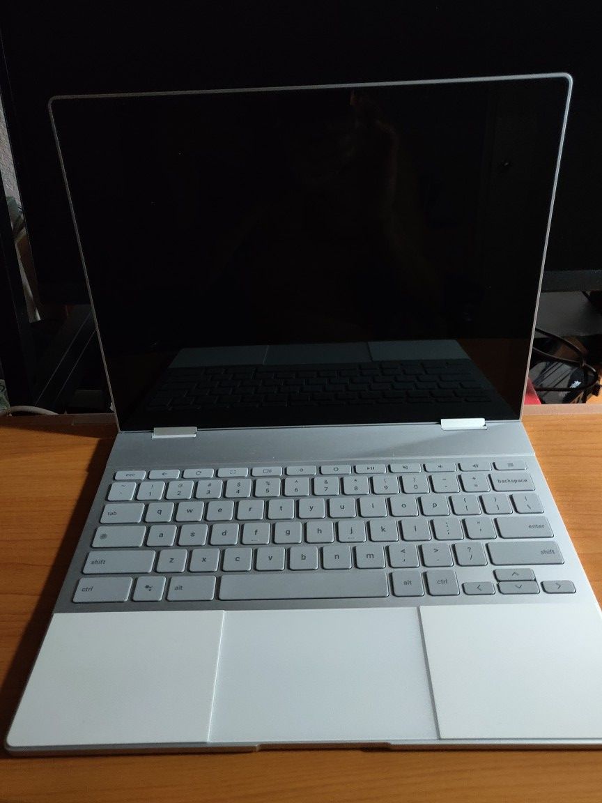 Google Pixelbook 12.3 inch HD Display