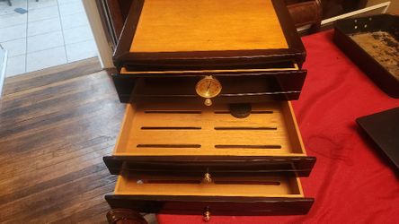 Wood Humidor 