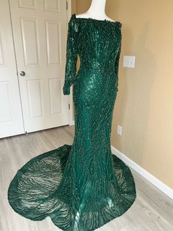 Beautiful green dress with veil