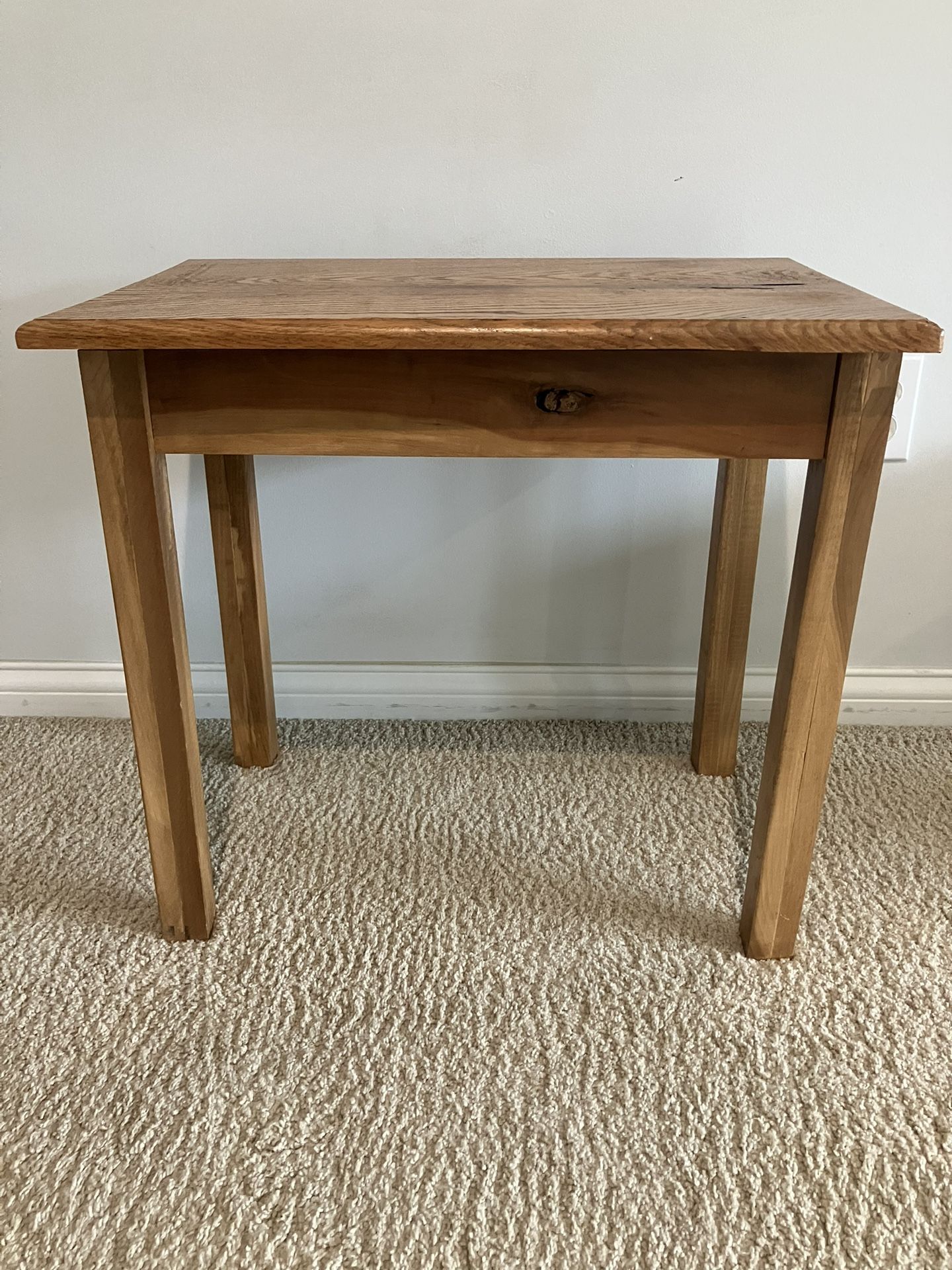 ATTENTION OAK TABLE LOVERS