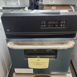 24 in. Single Electric Wall Oven Self Cleaning in Stainless Steel
