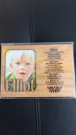 Wooden picture frame “Elliot”
