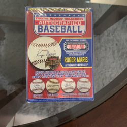 2021 Tristar Hidden Treasures Autographed Baseball Sealed