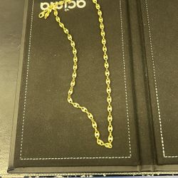 22” Gucci Chain 18karat 