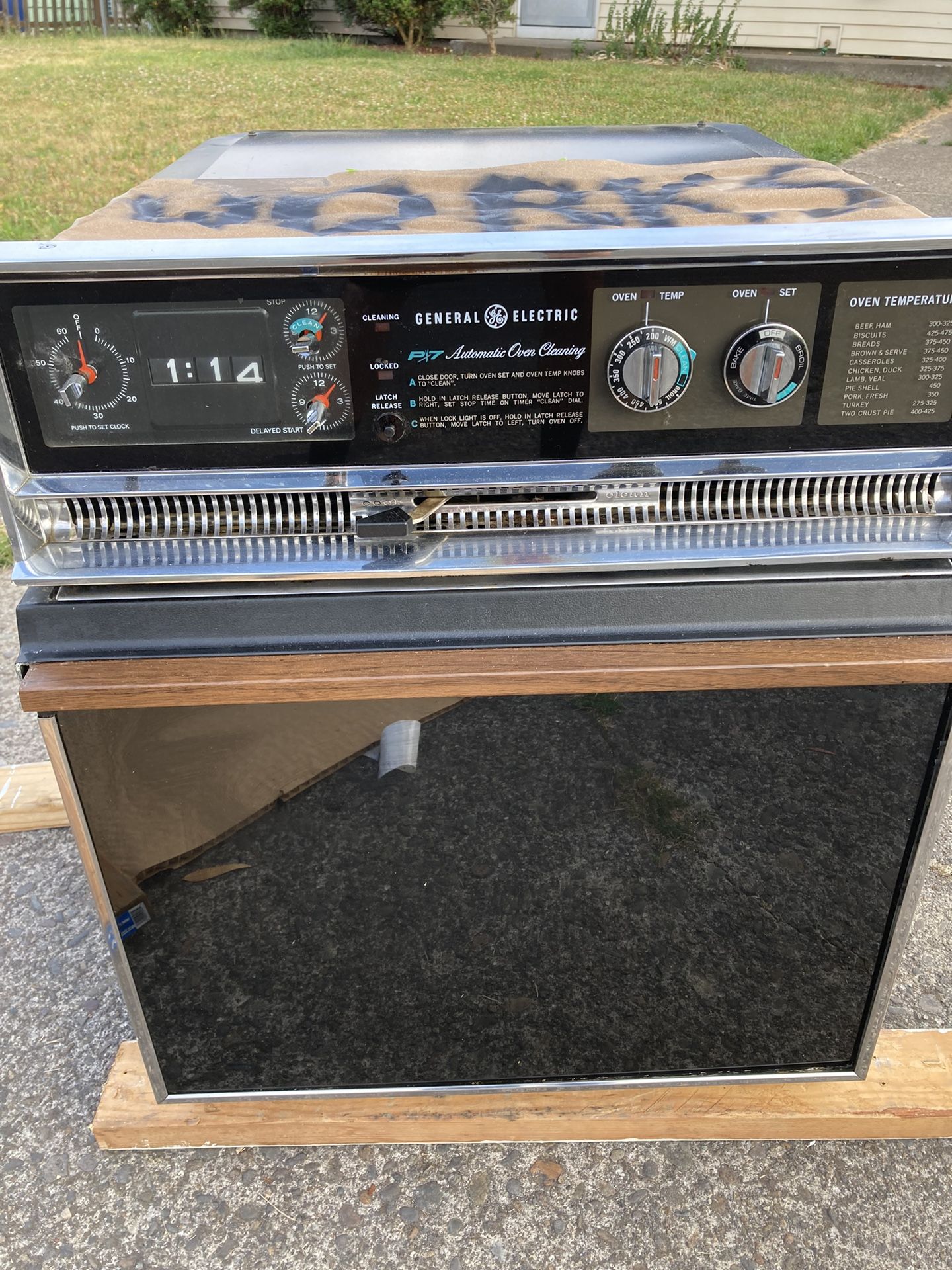 Vintage General Electric Oven, Works