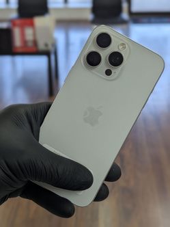 iPhone 15 pro max 256gb unlocked