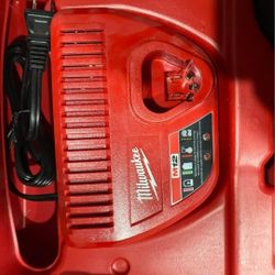 M12-Milwaukee-Propres-Tool