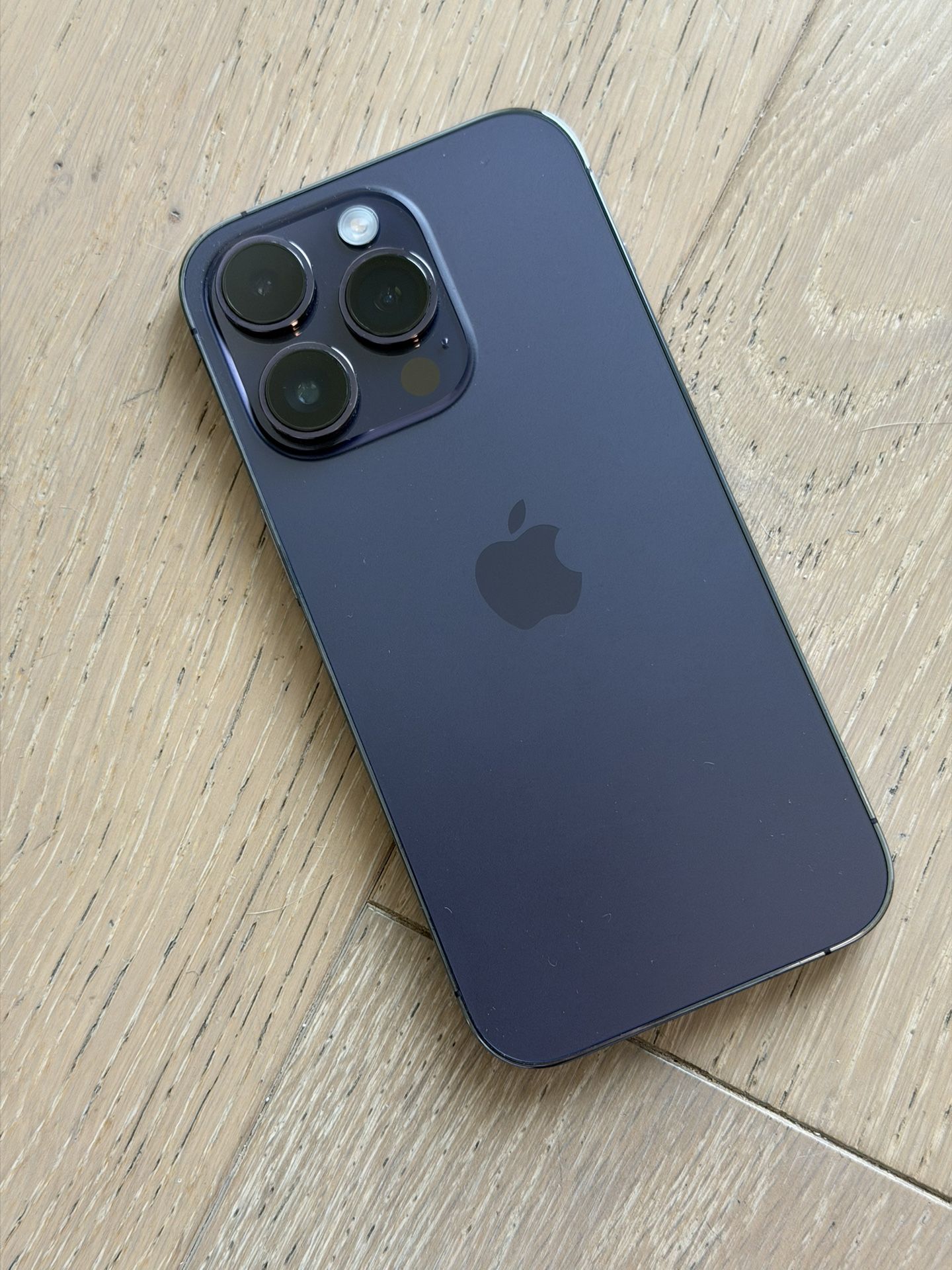 iPhone 14 Pro 1 TB Deep Purple Unlocked