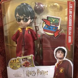 HARRY POTTER QUIDDITCH GIFT SET NEW