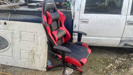 gaming chair