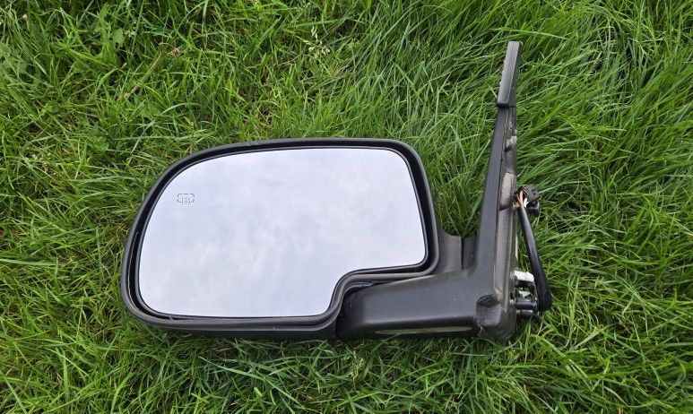 Polyway Mirror GM 05 Tahoe Left Drivers Side 4112-08009-2 With Defrost