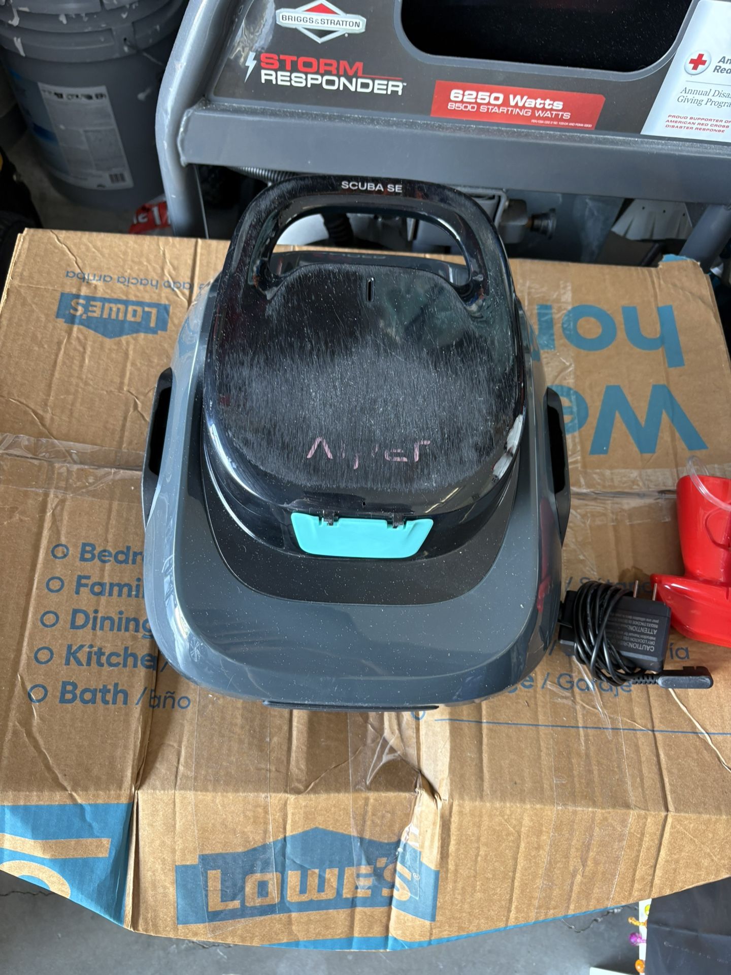 Wireless Pool Cleaner
