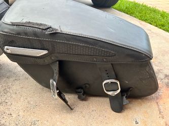 Harley Davidson saddle bags