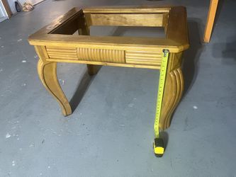 Corner Table With Glass
